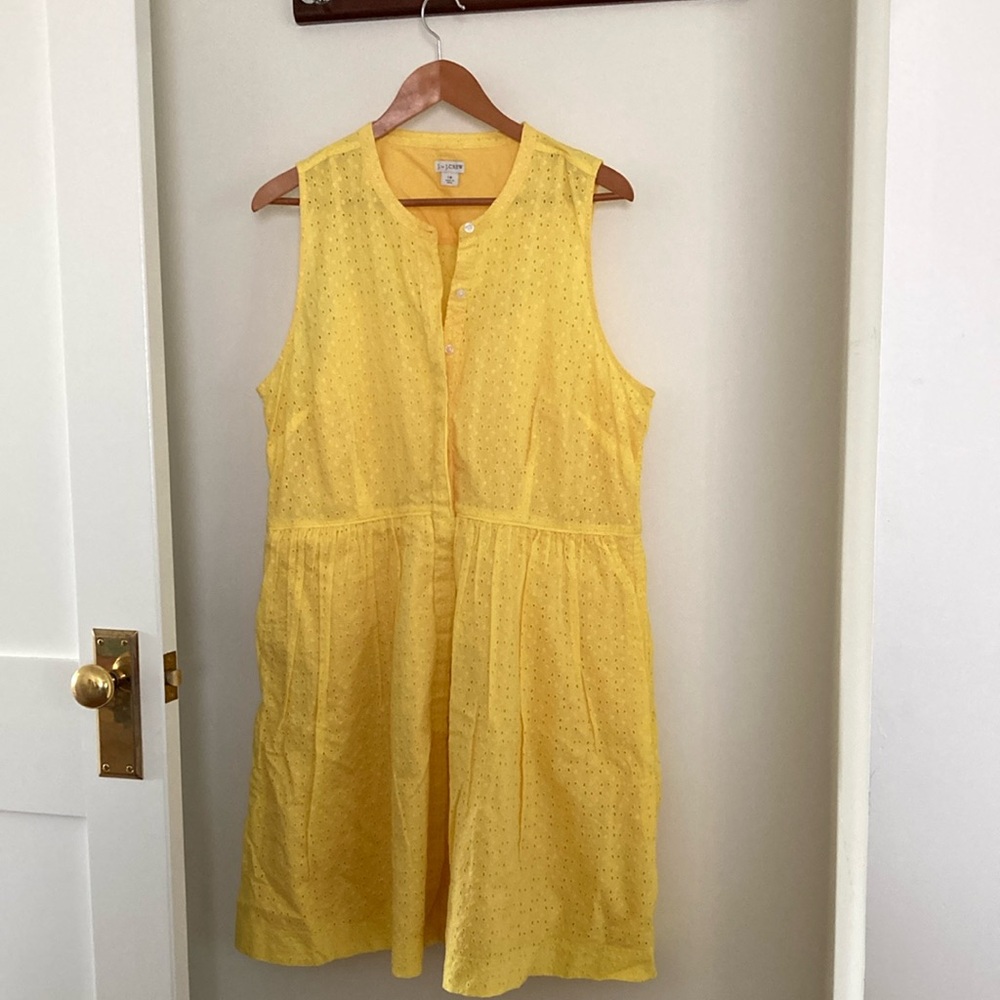 J. By J.Crew Yellow Eyelet Sleeveless Shirtdress in size 18 (with pockets!)
